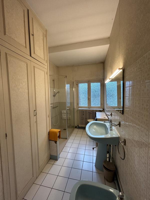 Maison traditionnelle - 132 m² - 6 pièces