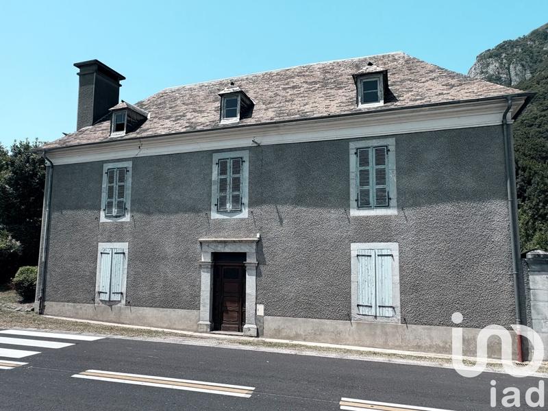 Maison de village - 177 m² - 8 pièces