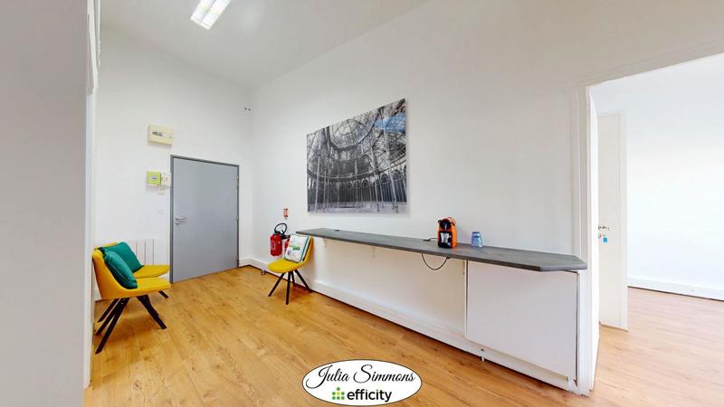 Bureau - 60 m² - 4 pièces