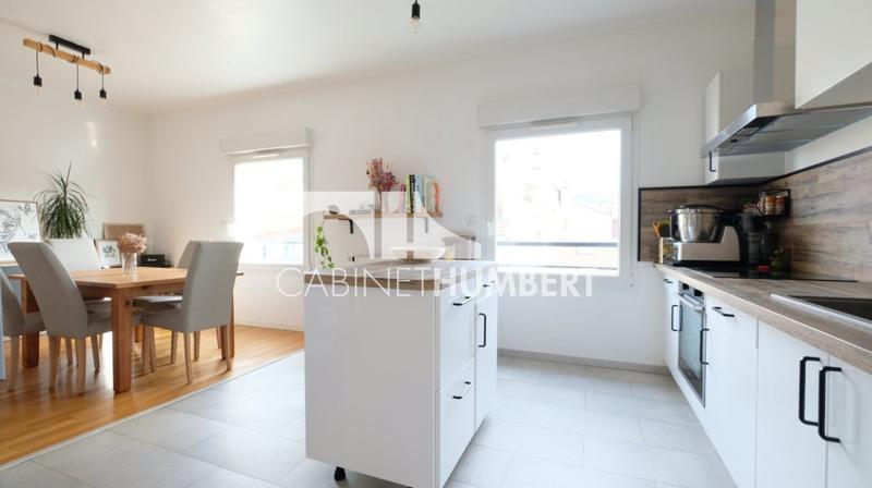 Appartement - 98 m² - 4 pièces