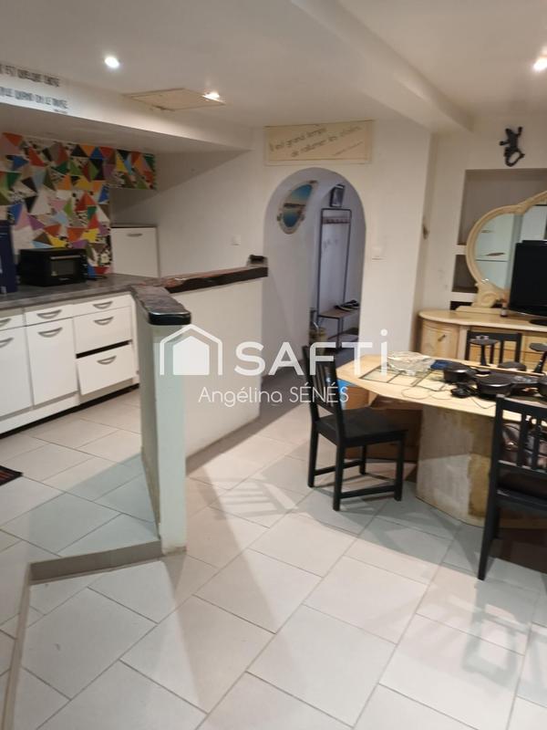 Maison - 207 m² - 12 pièces