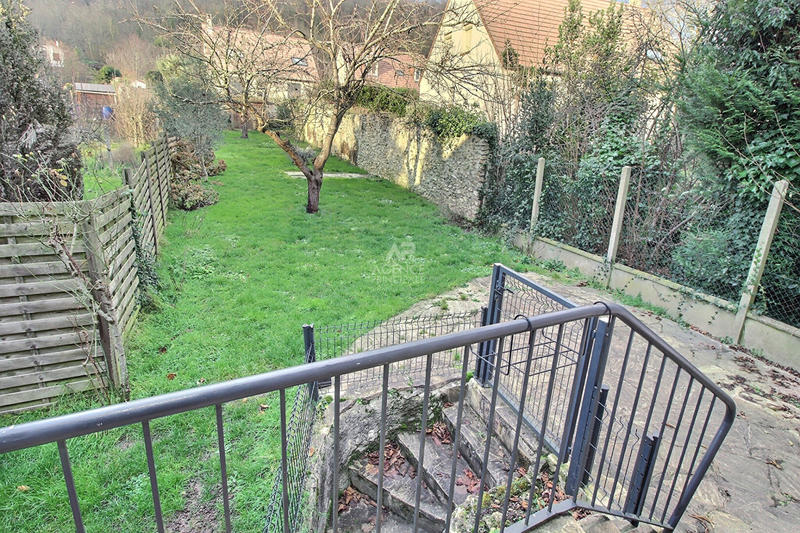 Maison - 180 m² - 6 pièces