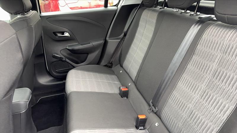 Opel Corsa 136 50 kWh Business Edition - Entretien constructeur