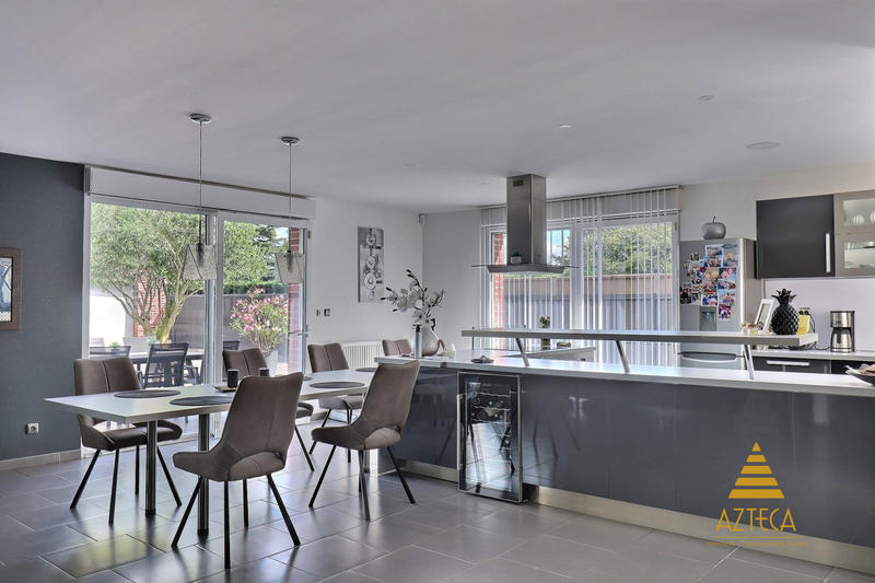 Maison - 150 m² - 5 pièces