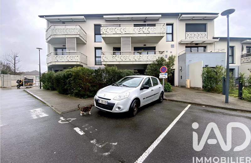 Studio - 30 m² - 1 pièce