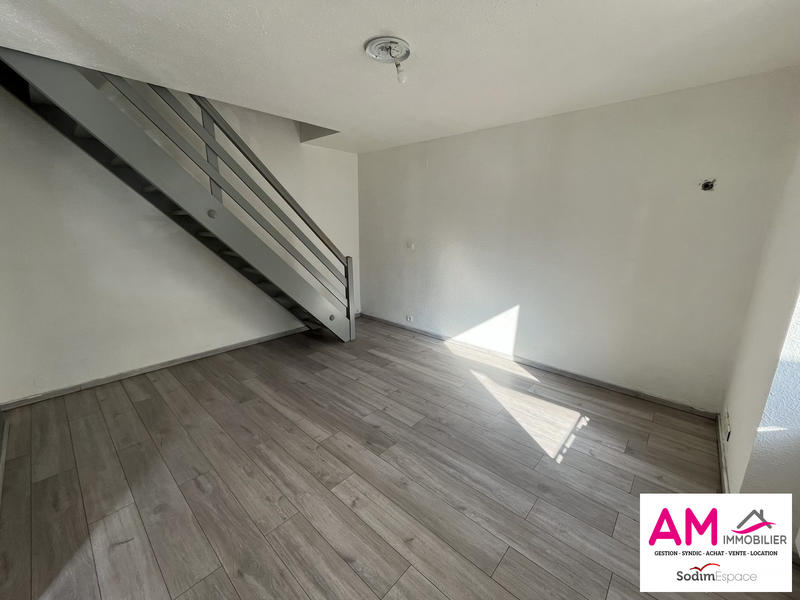 Appartement - 60 m² - 2 pièces