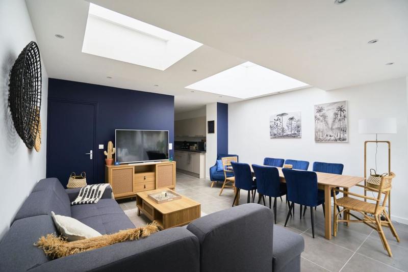 Maison - 137 m² - 8 pièces