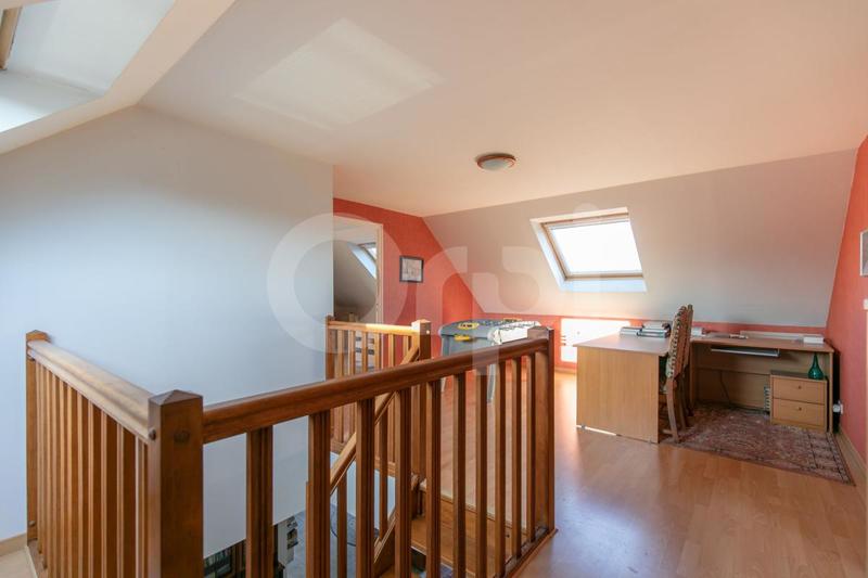 Maison - 155 m² - 7 pièces