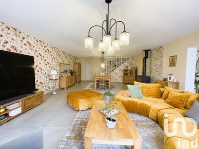 Maison - 255 m² - 6 pièces