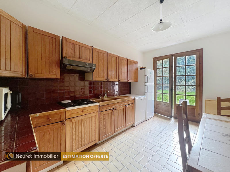 Maison - 170 m² - 7 pièces