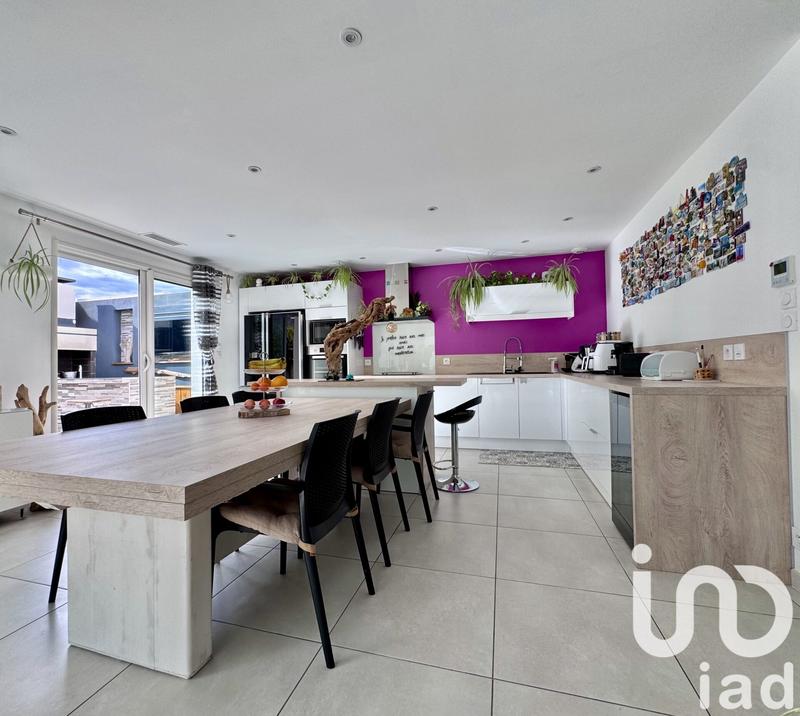 Maison - 139 m² - 5 pièces