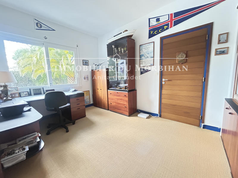 Maison - 184 m² - 10 pièces