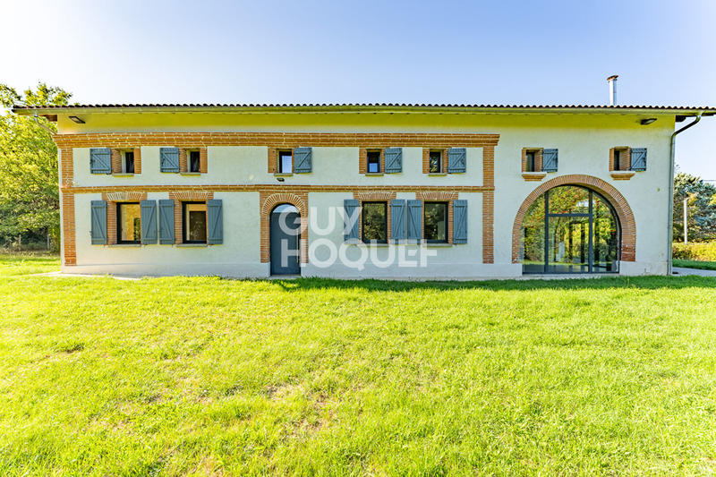 Maison - 276 m² - 8 pièces