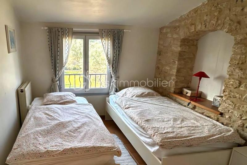 Maison - 369 m² - 23 pièces