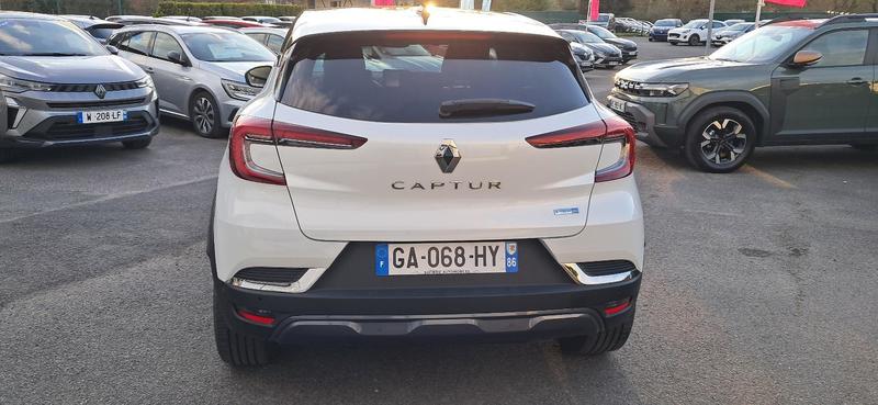 Renault Captur E-Tech Plug-in 160 Initiale Paris