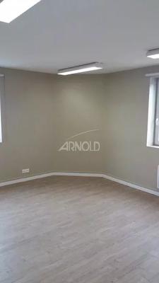 Bureau - 73 m² - 4 pièces