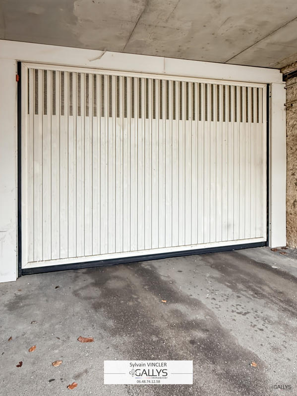 Maison - 94 m² - 5 pièces