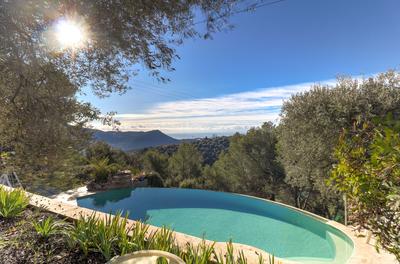 Maison - 148 m² - 6 pièces