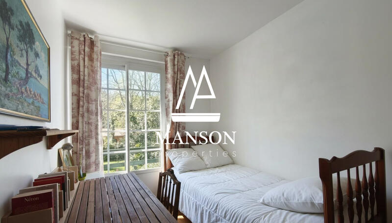 Maison - 139 m² - 10 pièces