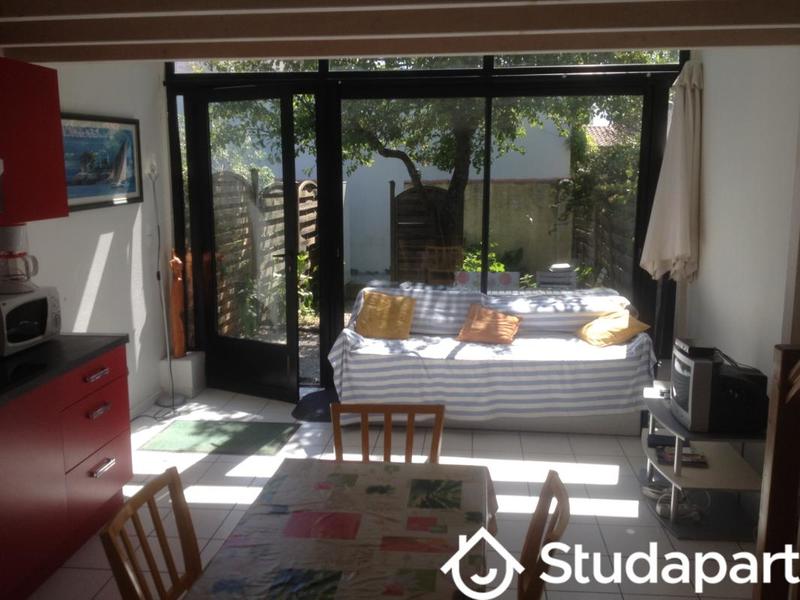 Chambre - 13 m² - 1 pièce