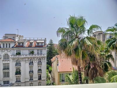 Appartement - 78 m² - 2 pièces