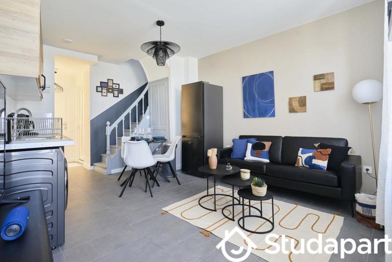 Chambre - 10 m² - 1 pièce