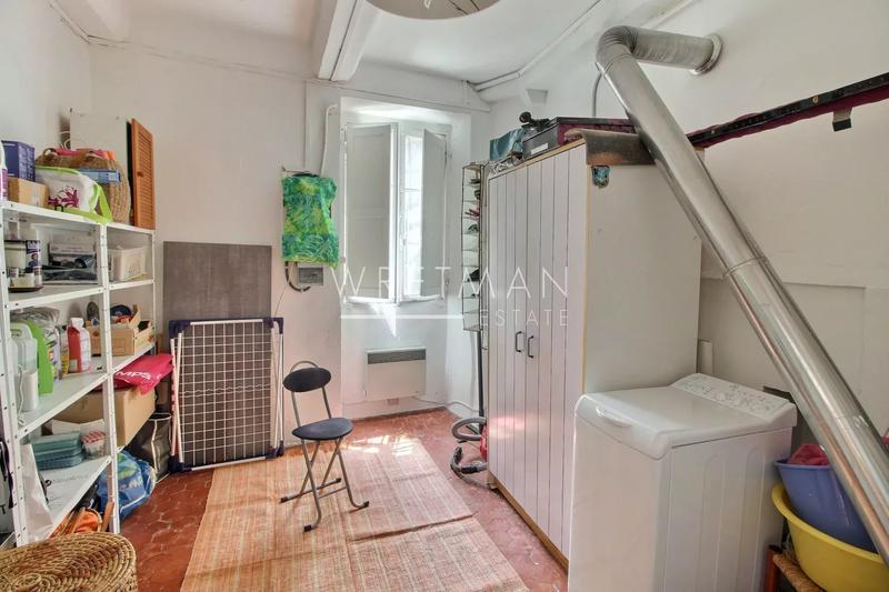 Appartement - 95 m² - 6 pièces