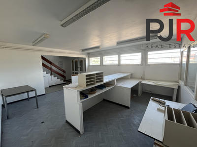 Local d'activités - 2 150 m²