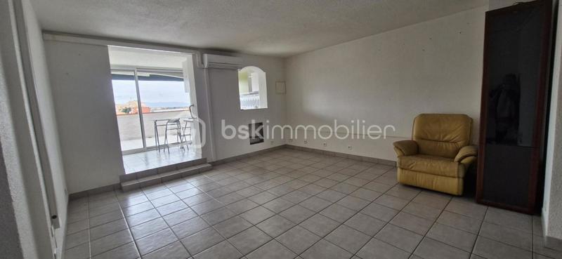 Appartement - 90 m² - 5 pièces