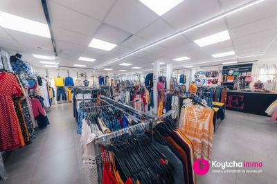 Local commercial - 130 m²