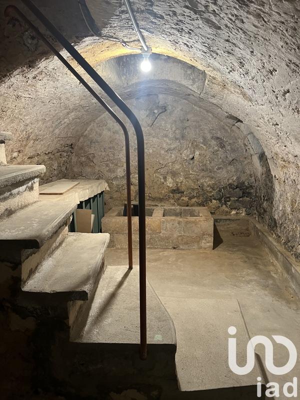 Maison - 238 m² - 7 pièces