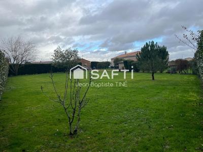 Terrain - 10 002 m²