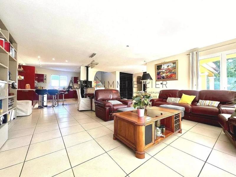 Maison - 131 m² - 5 pièces