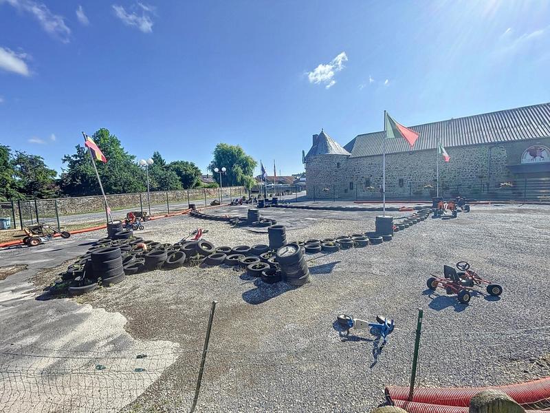 Local commercial - 790 m² - 9 pièces