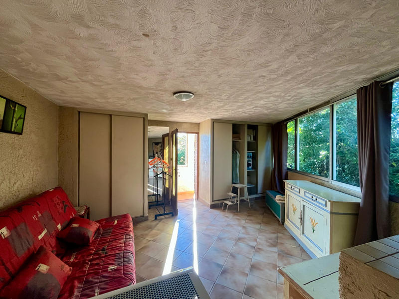 Appartement - 104 m² - 5 pièces