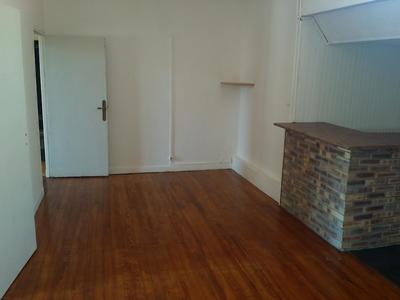 Appartement ancien - 73 m² - 3 pièces