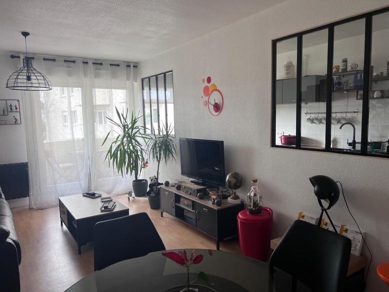 Appartement - 67 m² - 3 pièces