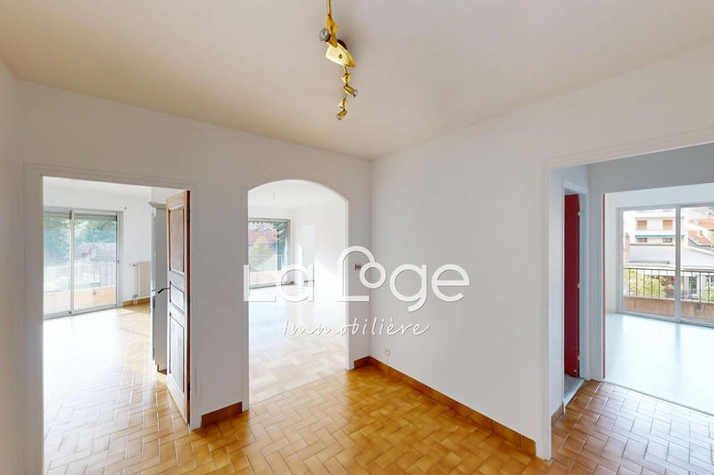 Appartement - 93 m² - 4 pièces