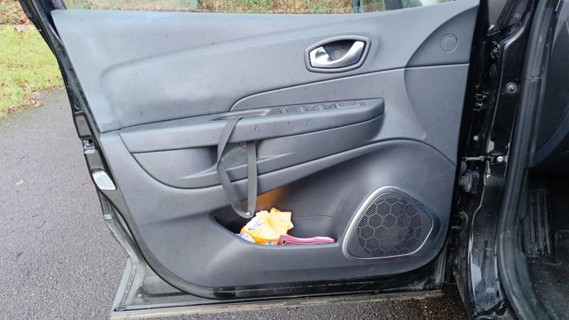 Renault Captur 1.2 TCe 118 Edc6 Intens