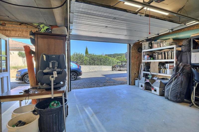 Maison - 192 m² - 7 pièces