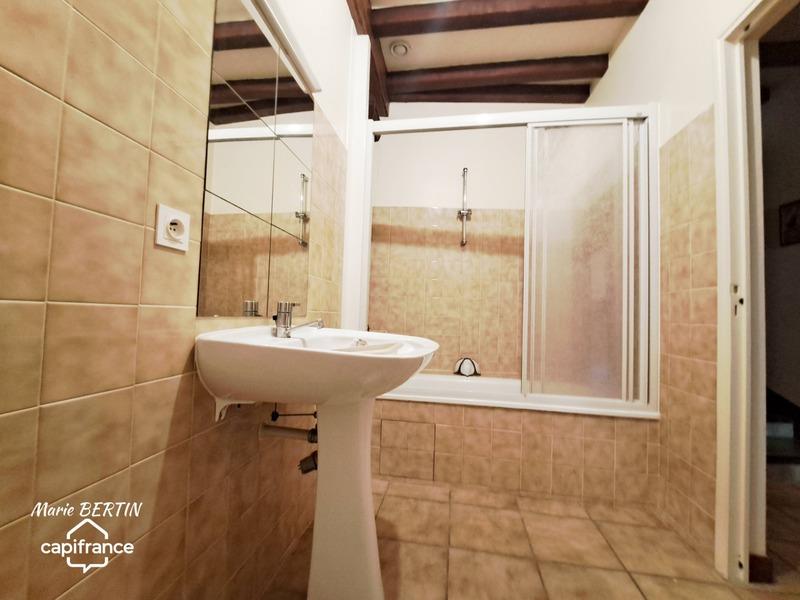 Propriété - 426 m² - 11 pièces