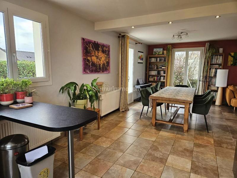 Maison - 97 m² - 6 pièces