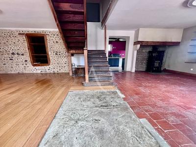 Maison - 192 m² - 6 pièces