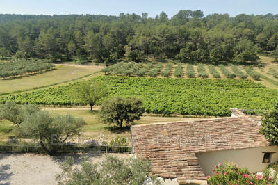 Maison - 220 m² - 7 pièces