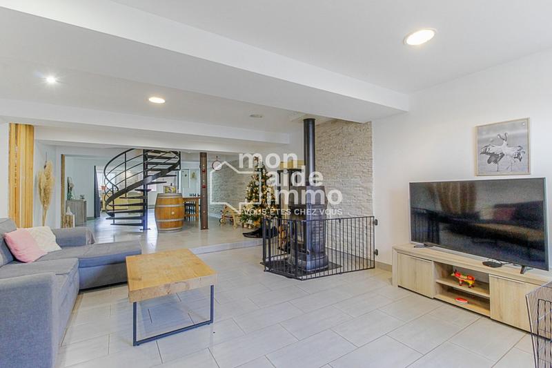 Maison - 144 m² - 5 pièces