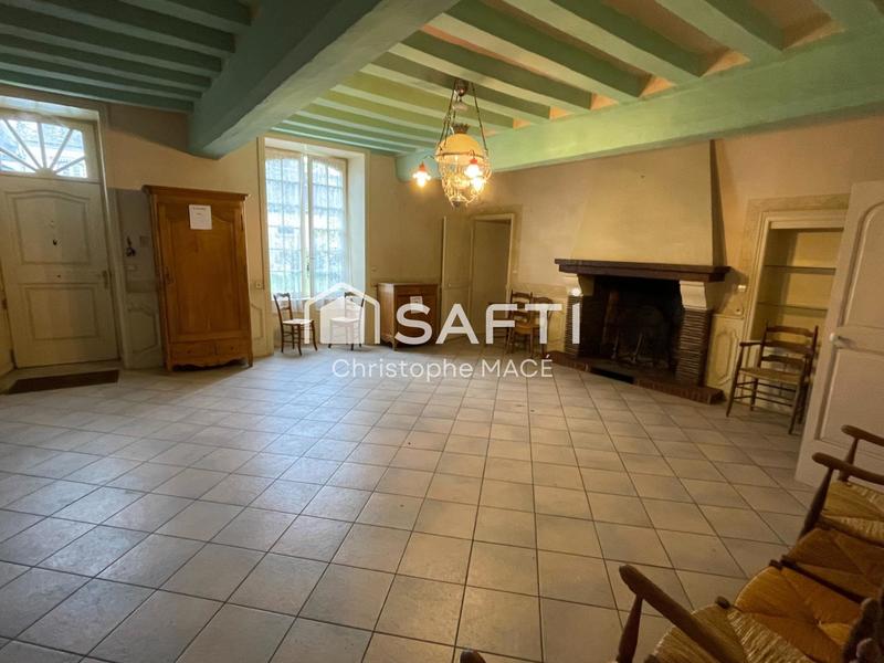 Maison - 240 m² - 7 pièces