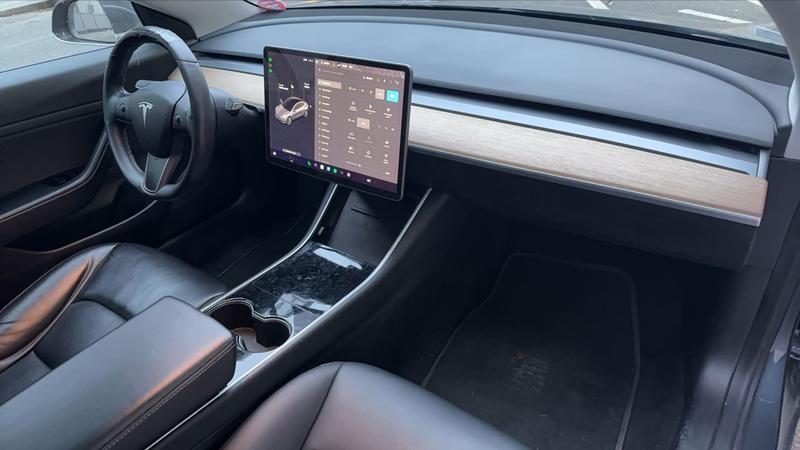 Tesla Model 3 306 Standard