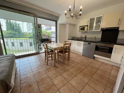 Studio - 33 m² - 1 pièce