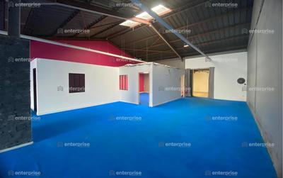 Local commercial - 310 m²