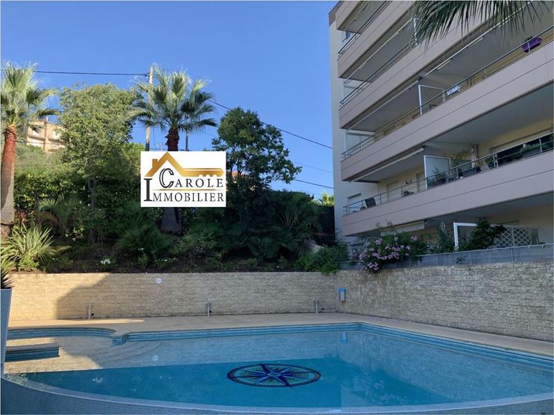 Appartement - 81 m² - 3 pièces